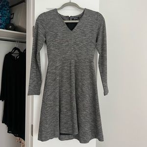 Madewell V-neck long sleeve dress